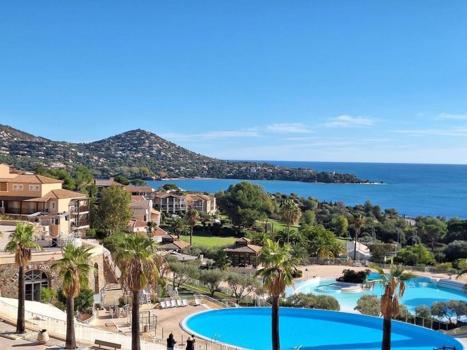 T2 En Rez De Jardin Privatif Cloture , Cap Esterel Pierre Et Vacances ,Piscine Chauffee Des Le 05 Avril Au 02 Novembre Сен-Рафаэль Экстерьер фото