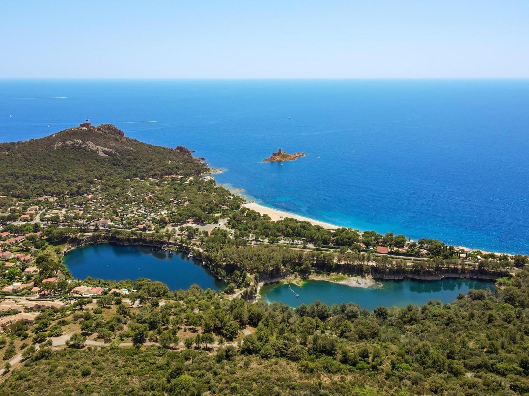 T2 En Rez De Jardin Privatif Cloture , Cap Esterel Pierre Et Vacances ,Piscine Chauffee Des Le 05 Avril Au 02 Novembre Сен-Рафаэль Экстерьер фото